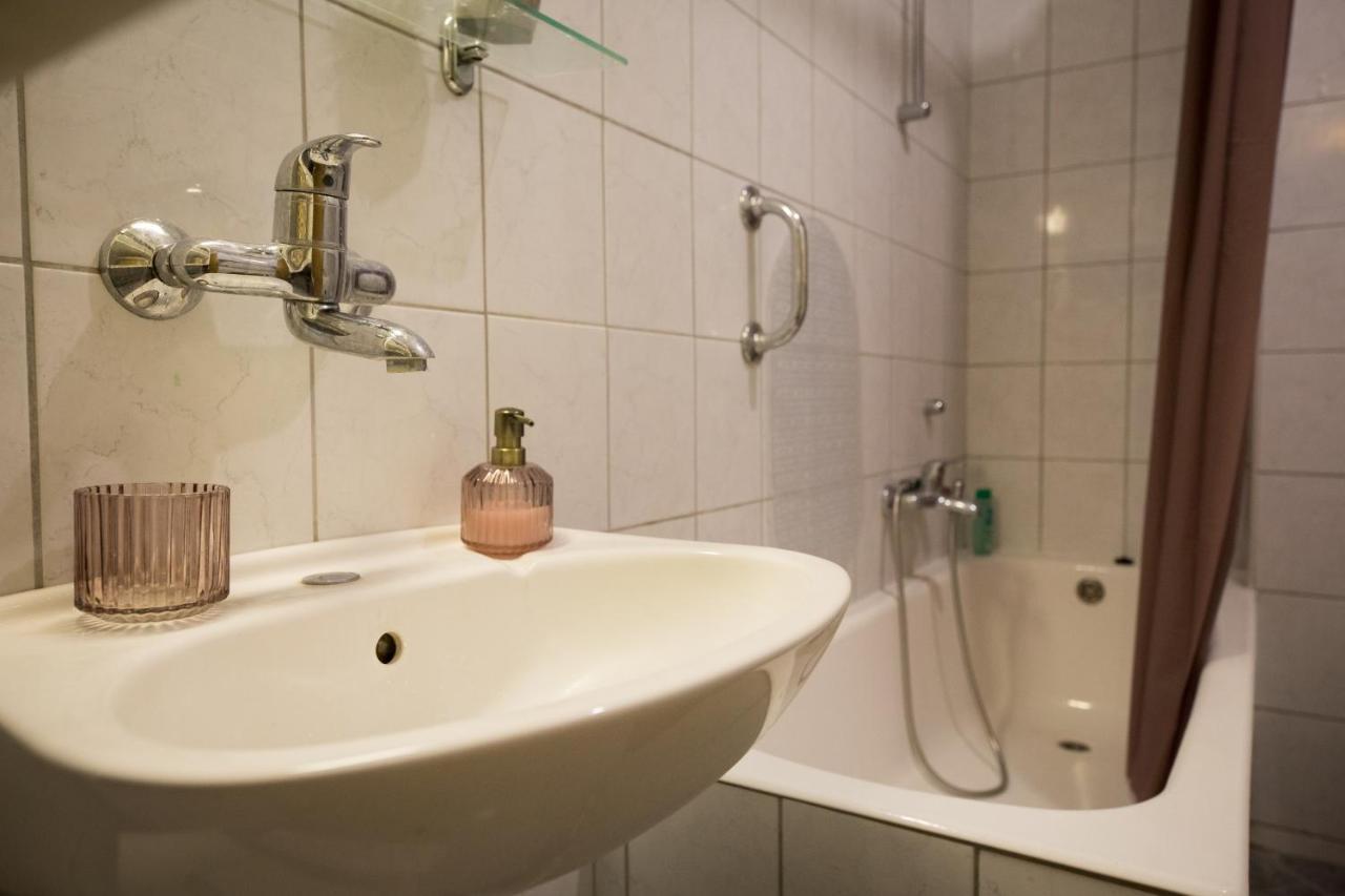 Apartman Ana Leilighet Osijek Eksteriør bilde