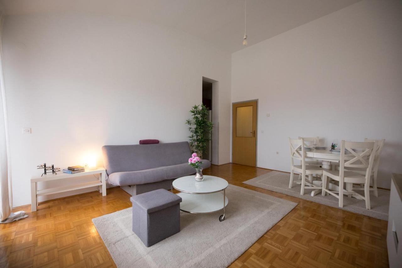 Apartman Ana Leilighet Osijek Eksteriør bilde